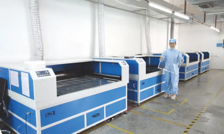 laser cutting center