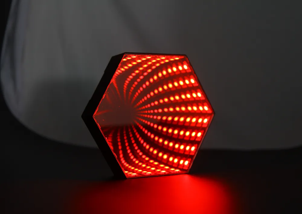 Small Tunnel lightbox 1