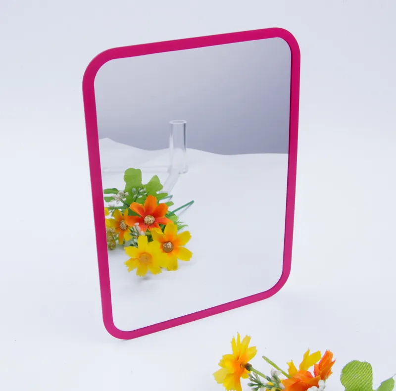 Printing a border on the mirror lenses edge 2