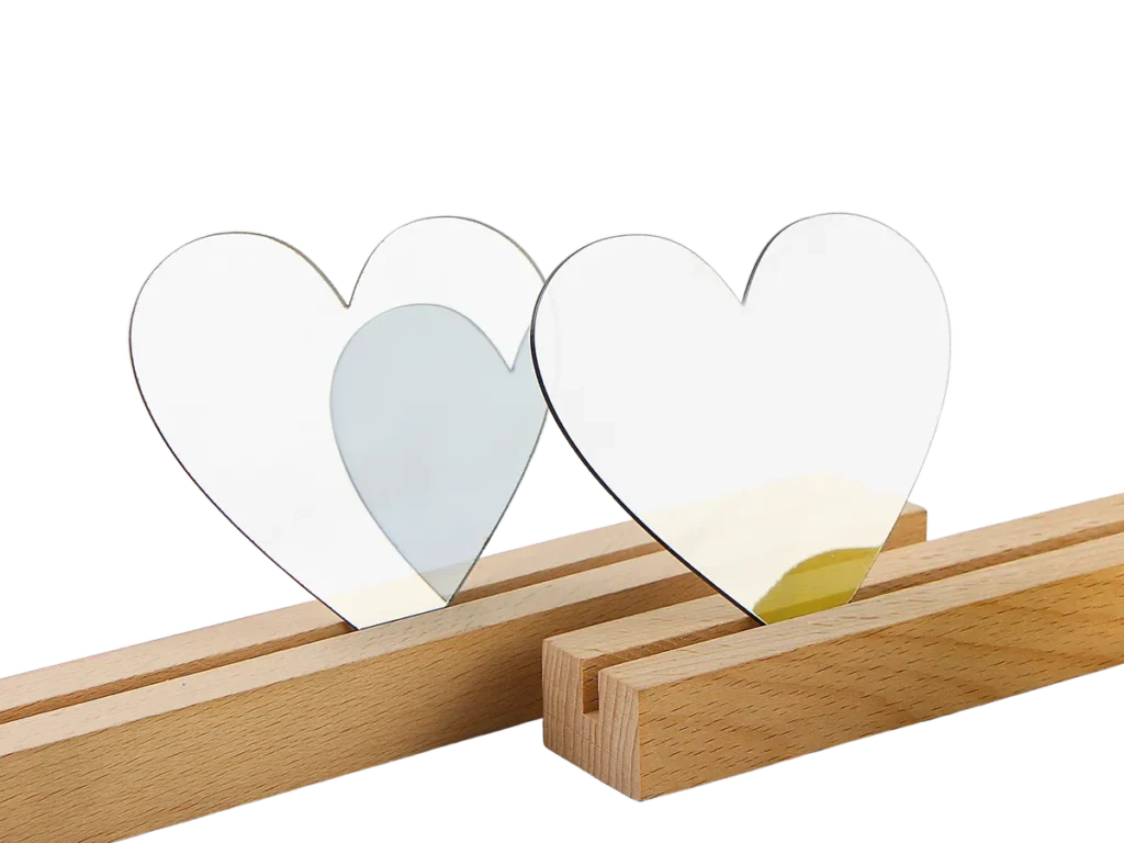 Heart-Shaped Semi-Transparent Mirror product photo 3