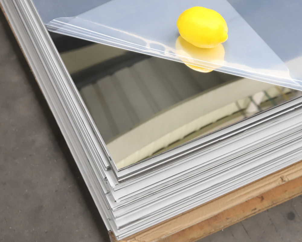 Large mirrors sheet made of PMMA material