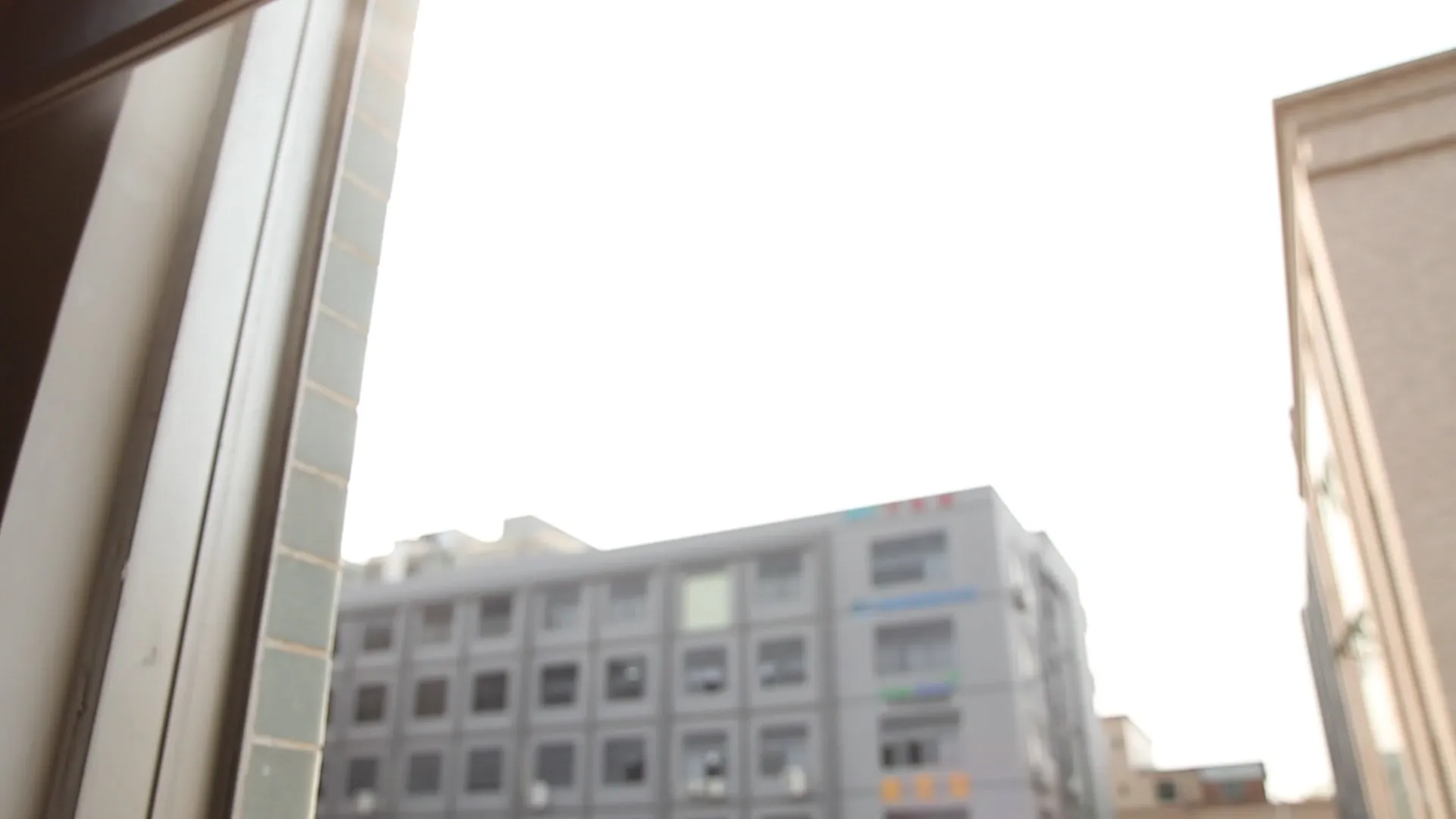 Video cover on Inspecting Light Leaks in Acrylic Two-Way Mirrors