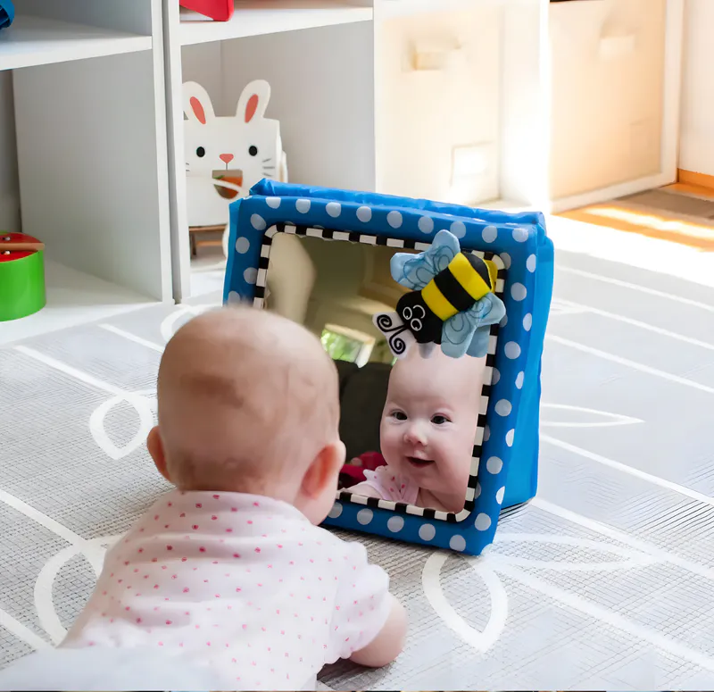 baby toy mirror page cover