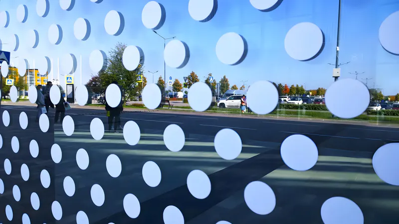 Large glass two‑way mirror