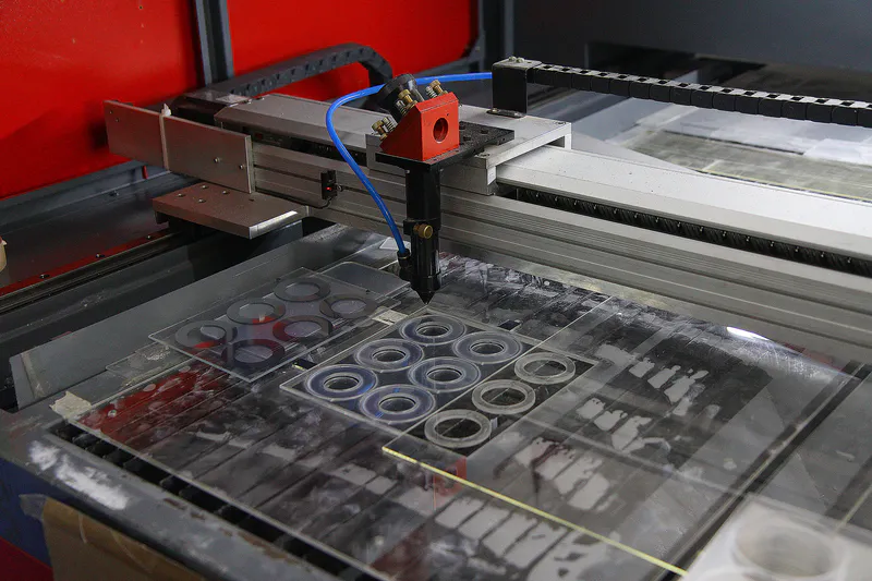 Laser is cutting acrylic