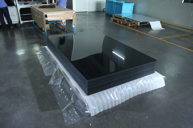 Black acrylic mirror produced by DHUA