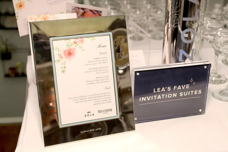 Wedding seating mirror sign