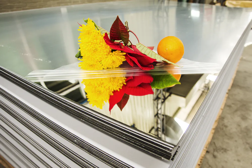Large mirror panel made of PMMA acrylic material
