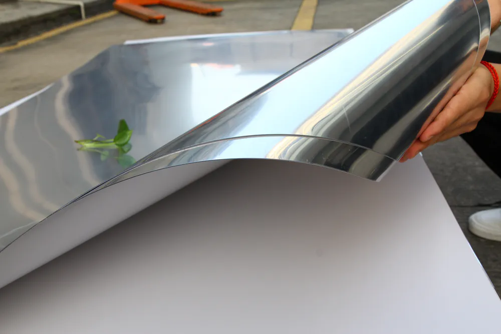 PETG mirror sheet flexibility display